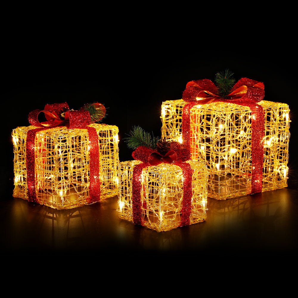 🎄 Christmas Is Coming NZ | Lights & Trees at SportZone - SportZone.co.nz